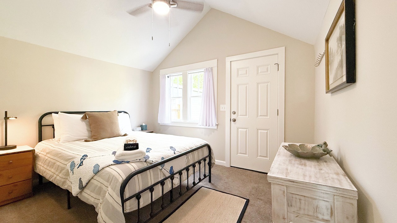 Photo of Bedroom in Carlton