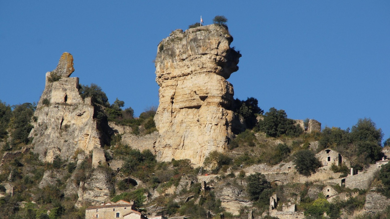 Photo of Others in Mostuejouls