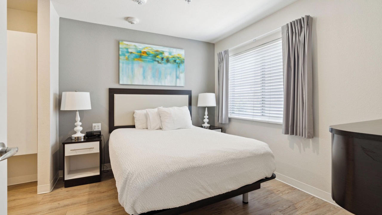 Photo of Bedroom in Far North Central