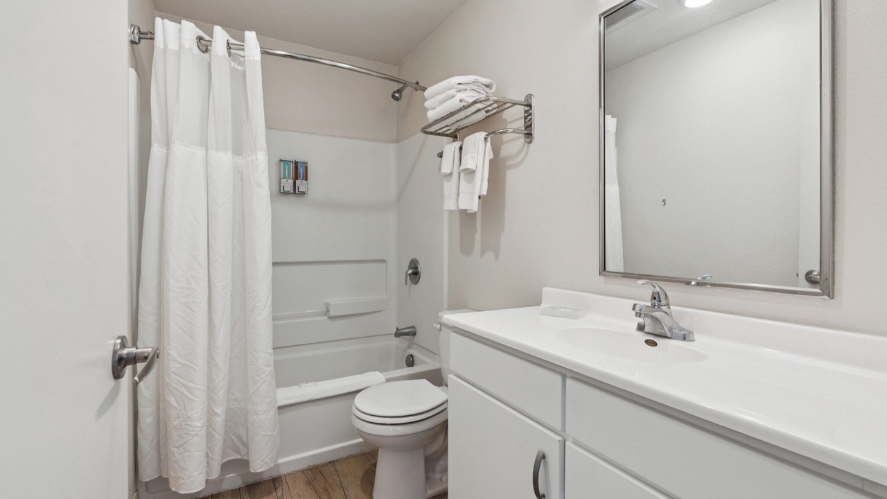 Photo of Bathroom in Far North Central