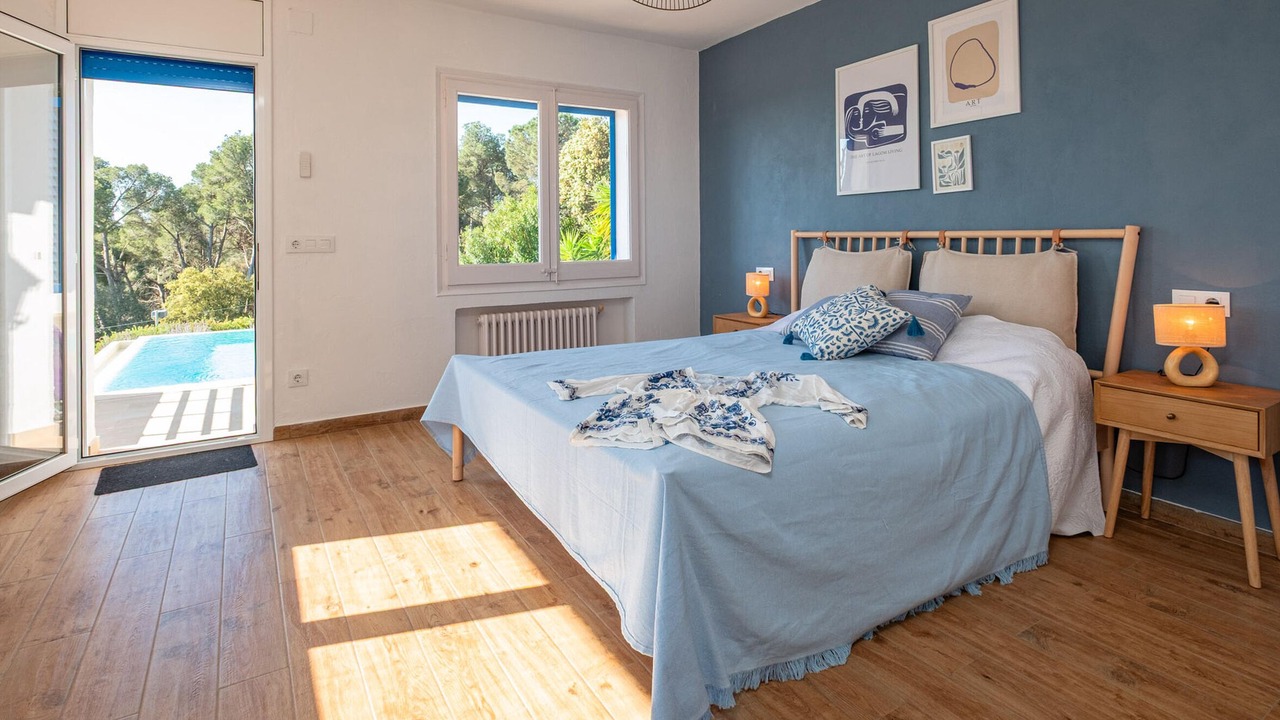 Photo of Bedroom in Vall-Llobrega
