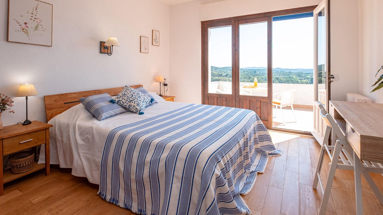 Photo of Bedroom in Vall-Llobrega