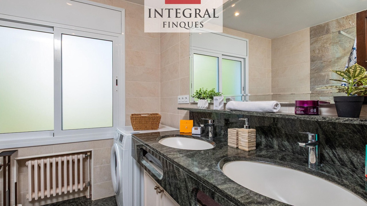 Photo of Bathroom in Vall-Llobrega