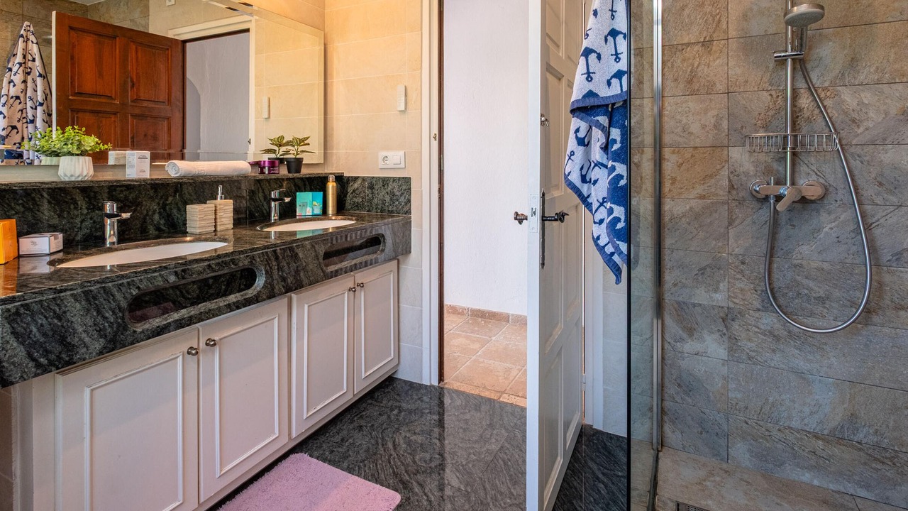 Photo of Bathroom in Vall-Llobrega