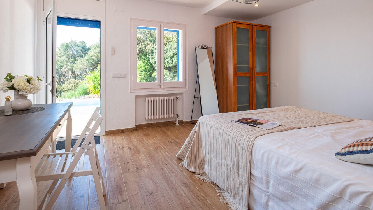 Photo of Bedroom in Vall-Llobrega