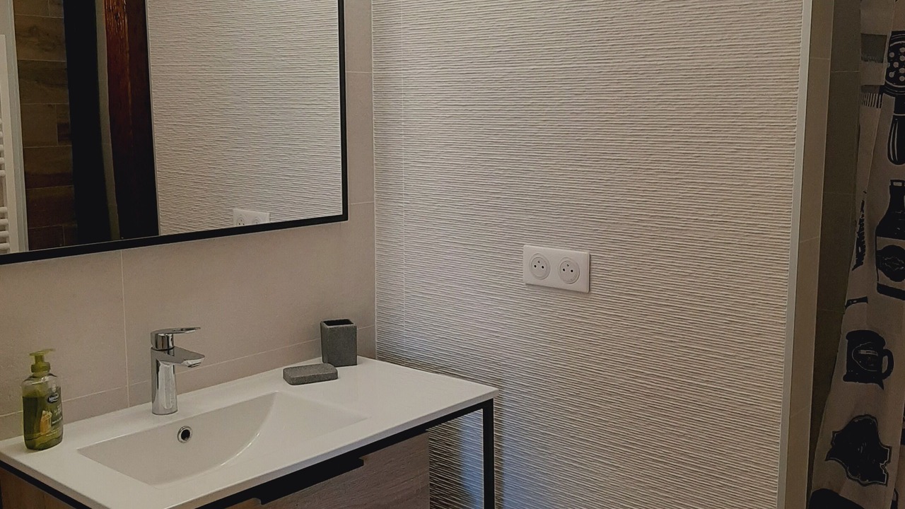 Photo of Bathroom in Gilette