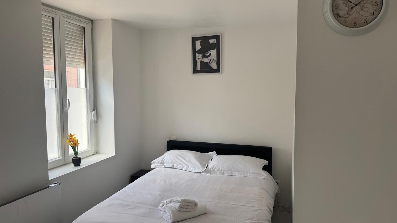 Photo of Bedroom in Calais