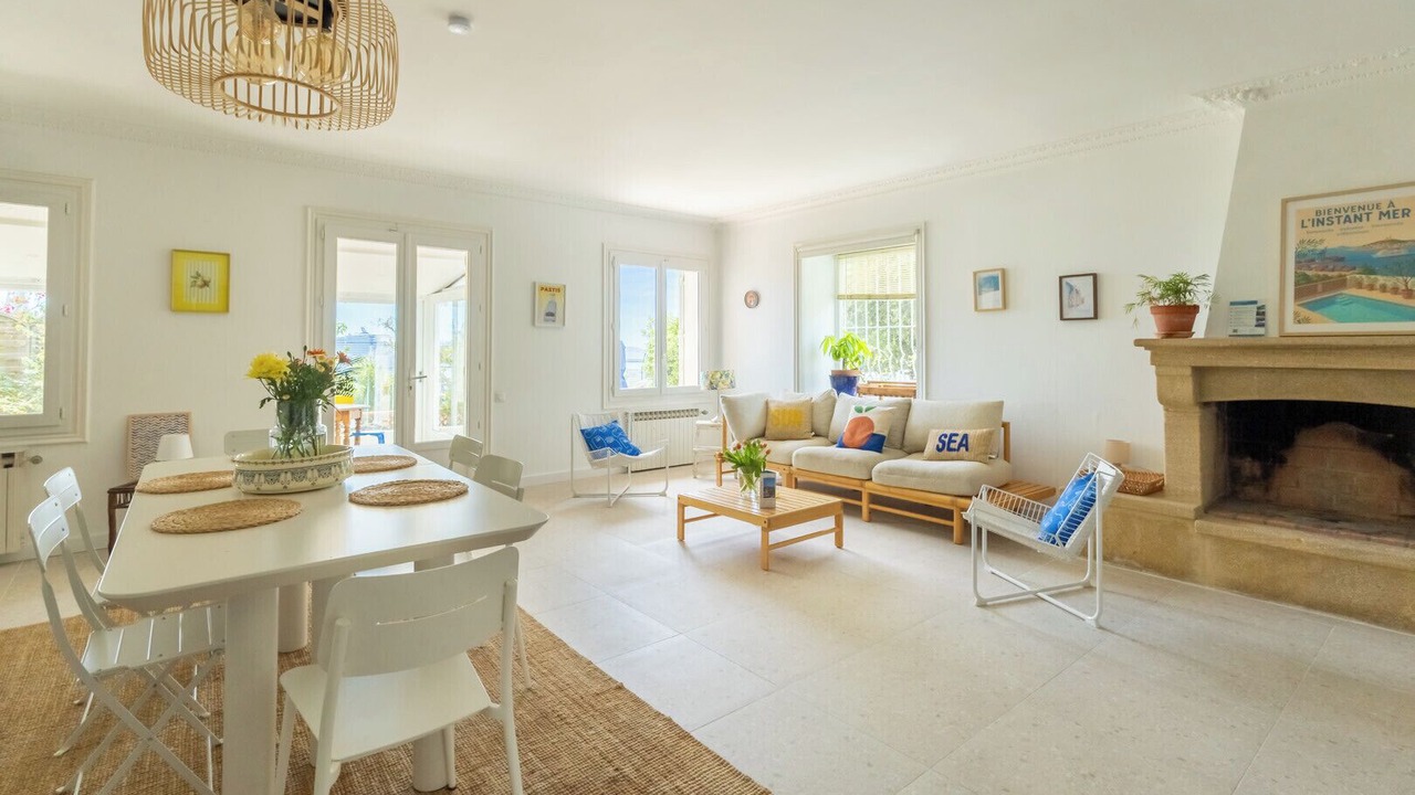 Photo of Livingroom in Saint-Henri