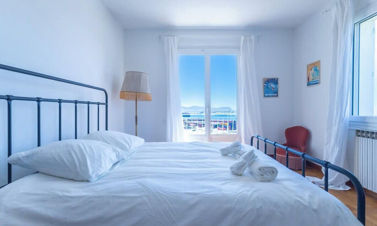 Photo of Bedroom in Saint-Henri