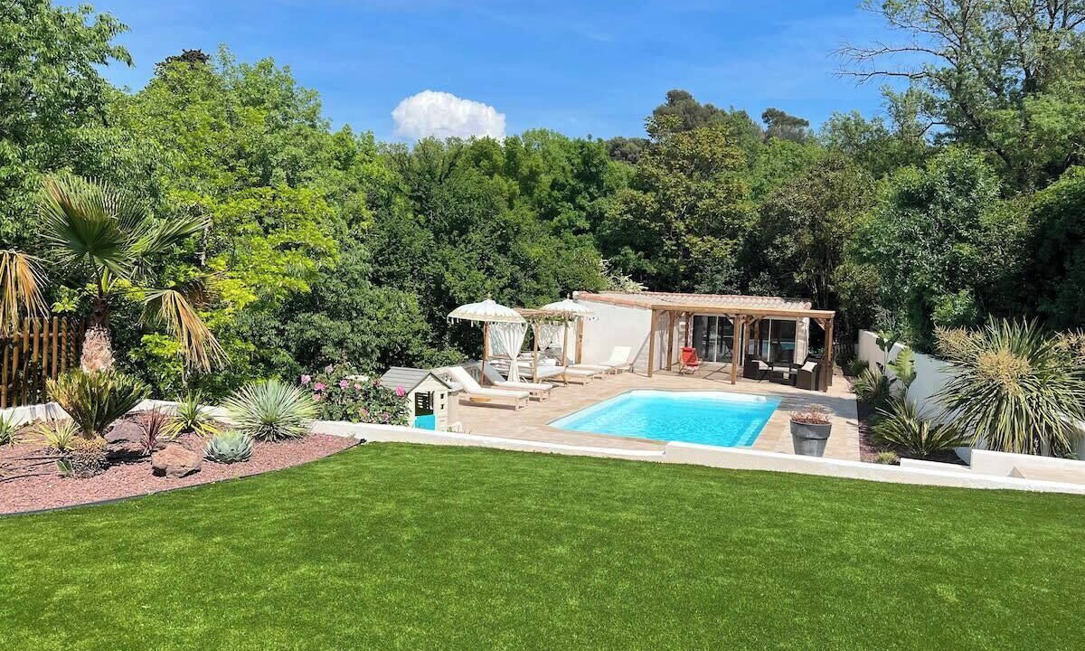 Photo of Outdoor in 11th Arrondissement