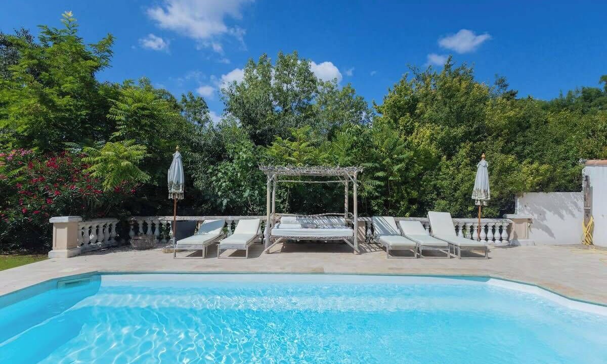 Photo of Outdoor in 11th Arrondissement