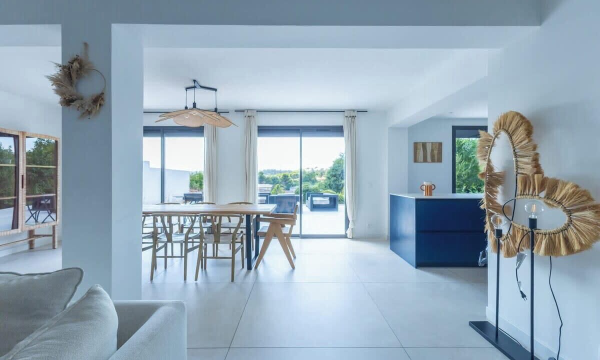 Photo of Livingroom in 11th Arrondissement