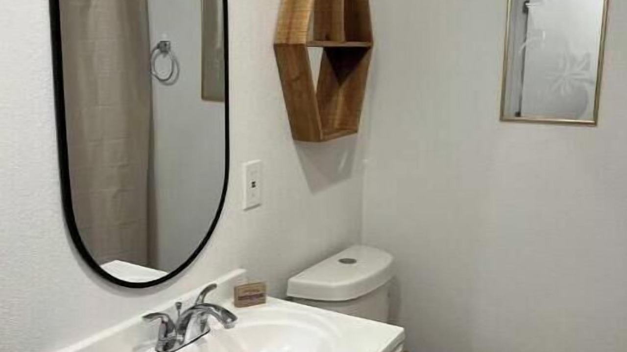 Photo of Bathroom in Moreno Valley