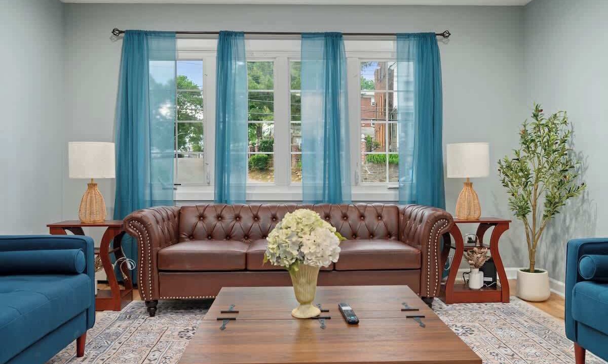 Photo of Livingroom in Southeast Yonkers
