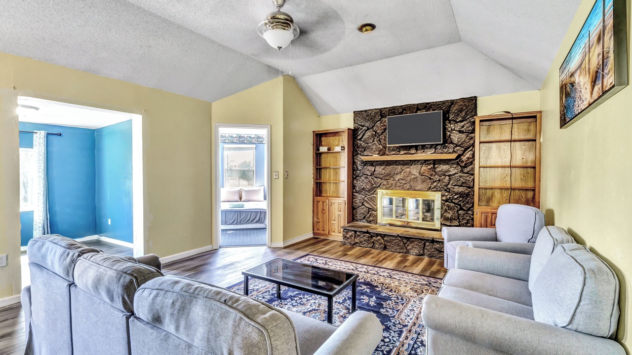 Photo of Livingroom in Gordonville
