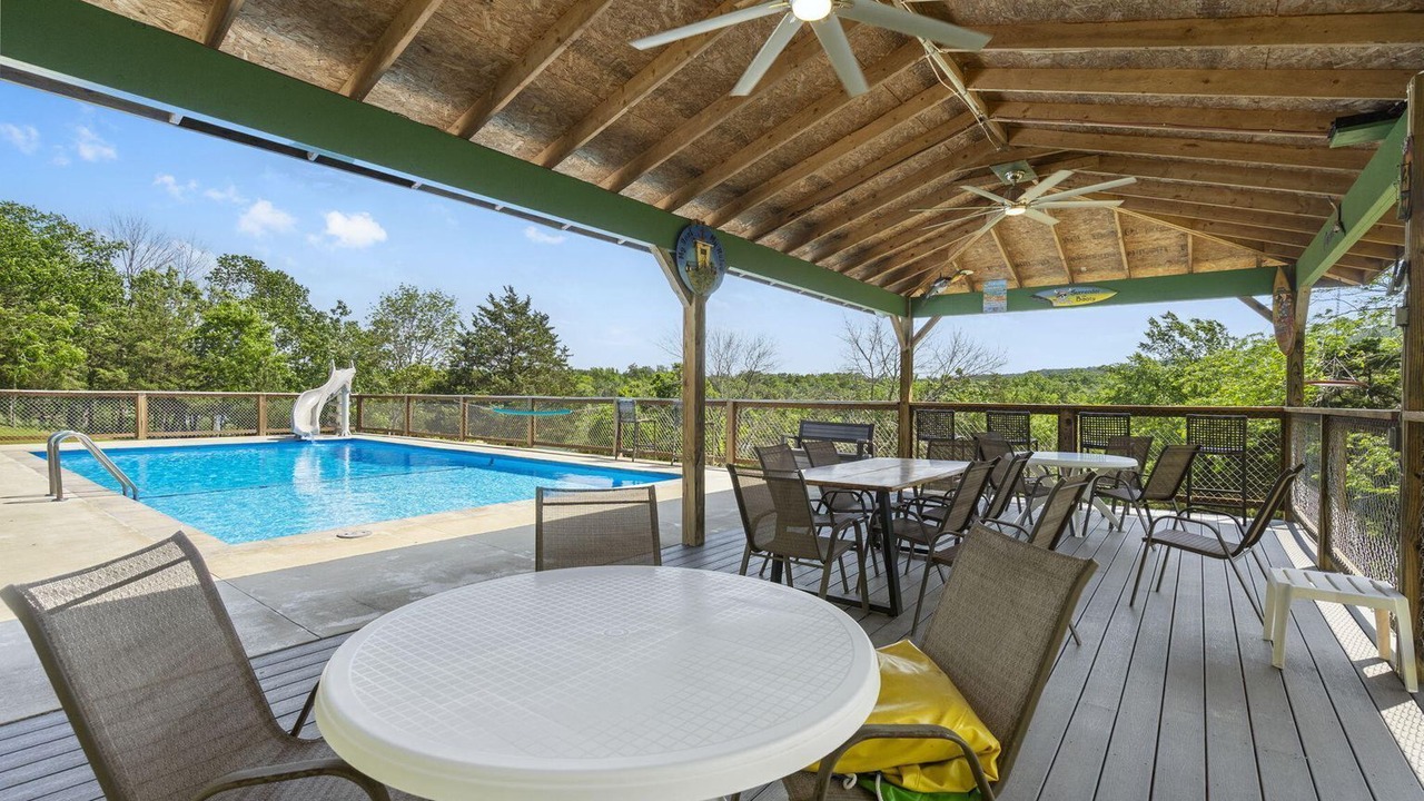 Photo of Outdoor in Branson West