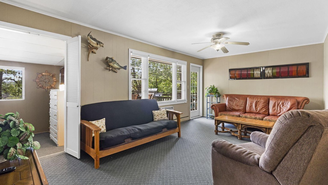 Photo of Livingroom in Branson West