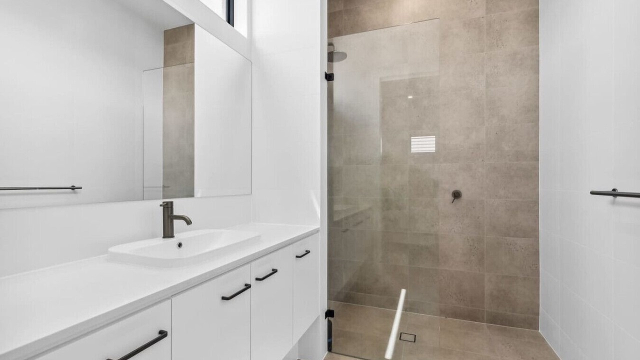 Photo of Bathroom in Hayborough