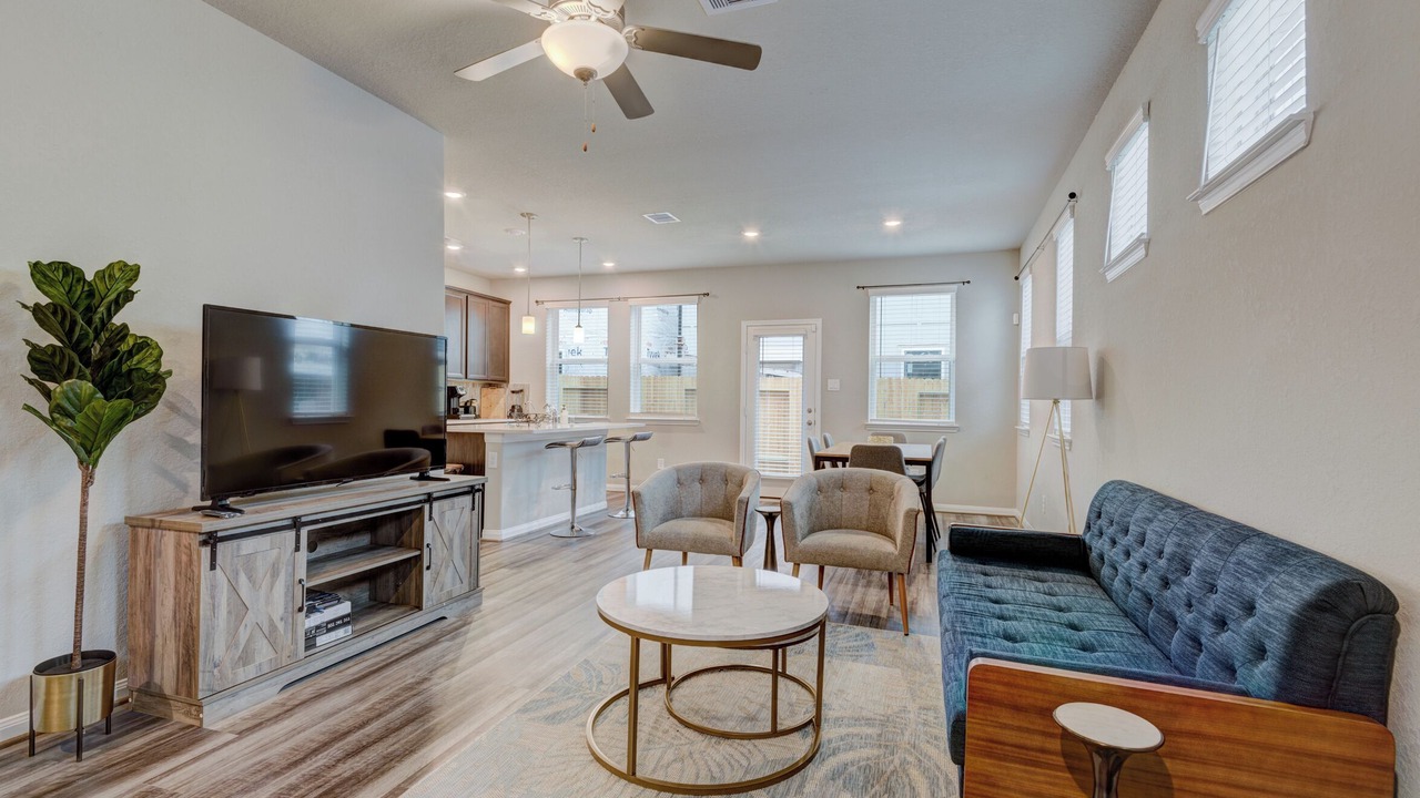 Photo of Livingroom in Addicks