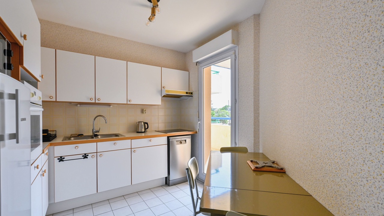 Photo of Kitchen in Saint-Marc-sur-Mer