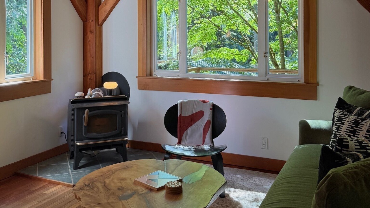 Photo of Livingroom in Bainbridge Island