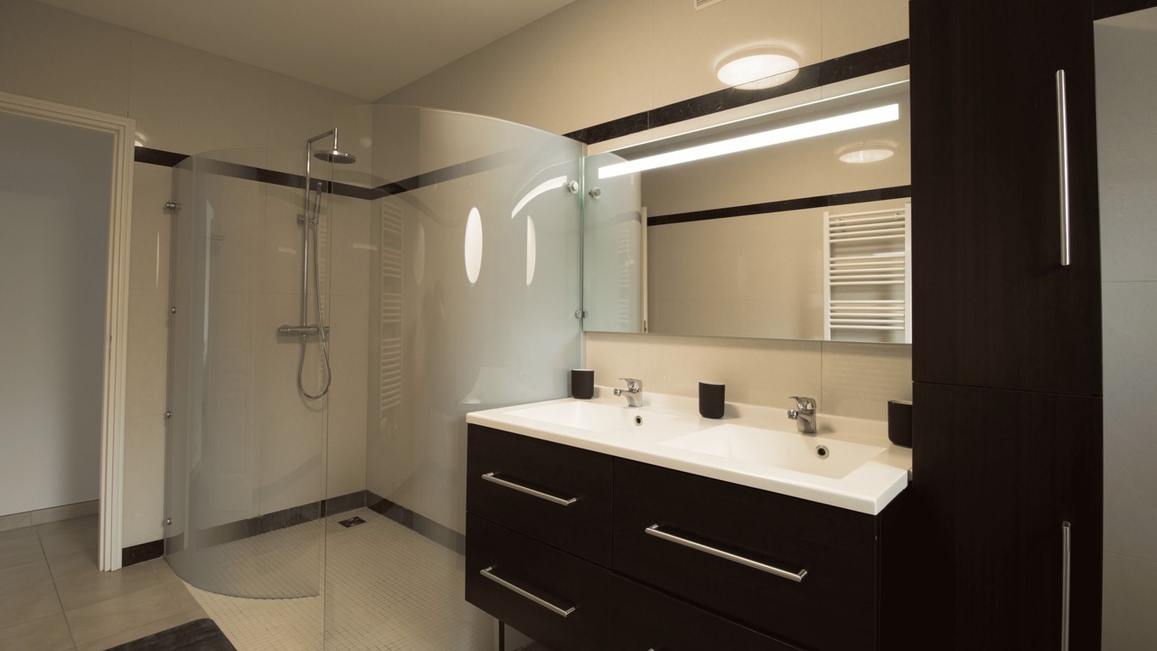 Photo of Bathroom in Bry-sur-Marne