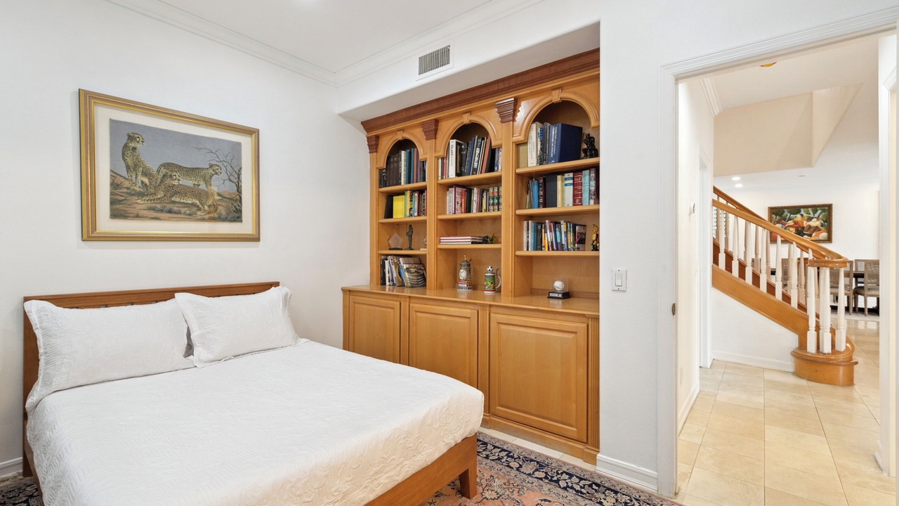 Photo of Bedroom in Newport Beach