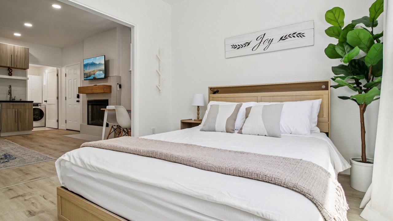 Photo of Bedroom in Martinez