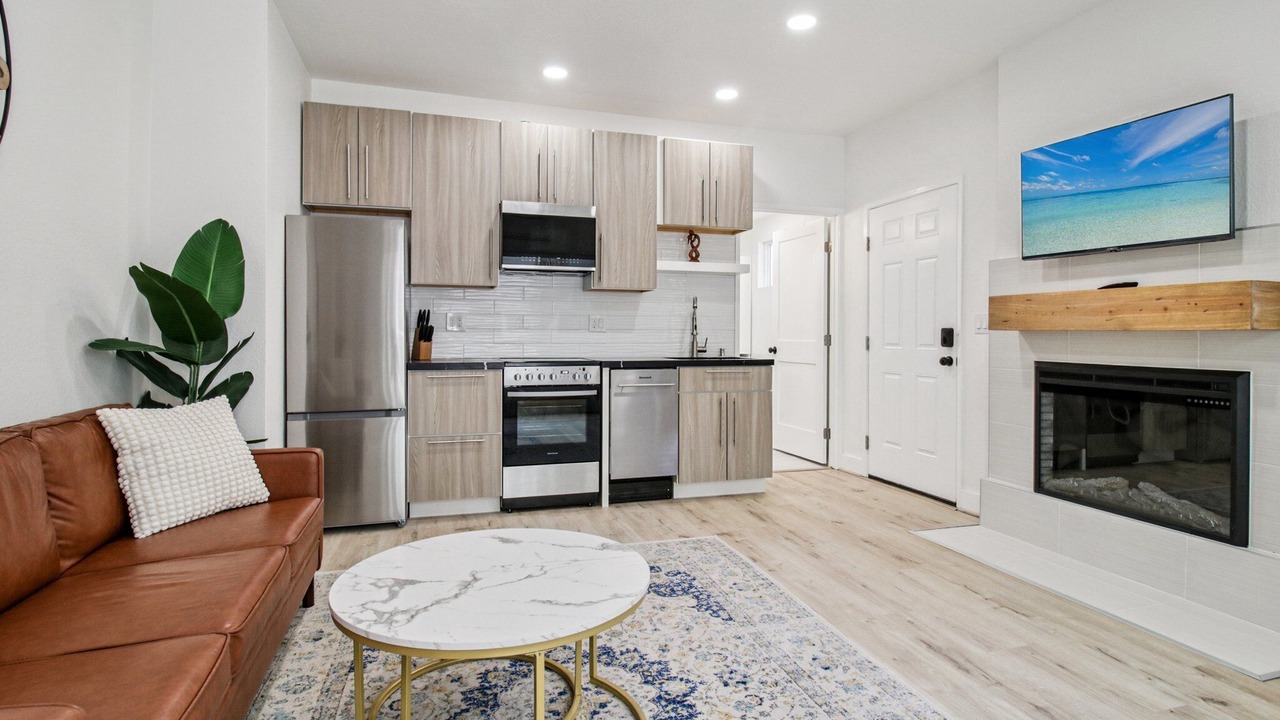 Photo of Others in Martinez