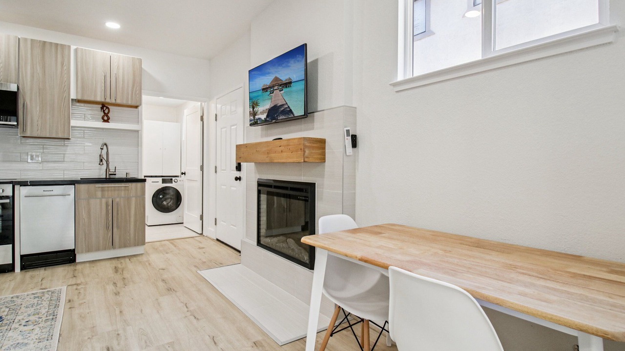 Photo of Others in Martinez