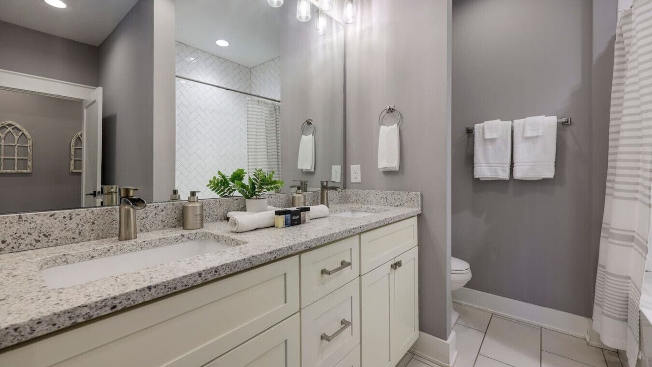 Photo of Bathroom in Historic Waverly