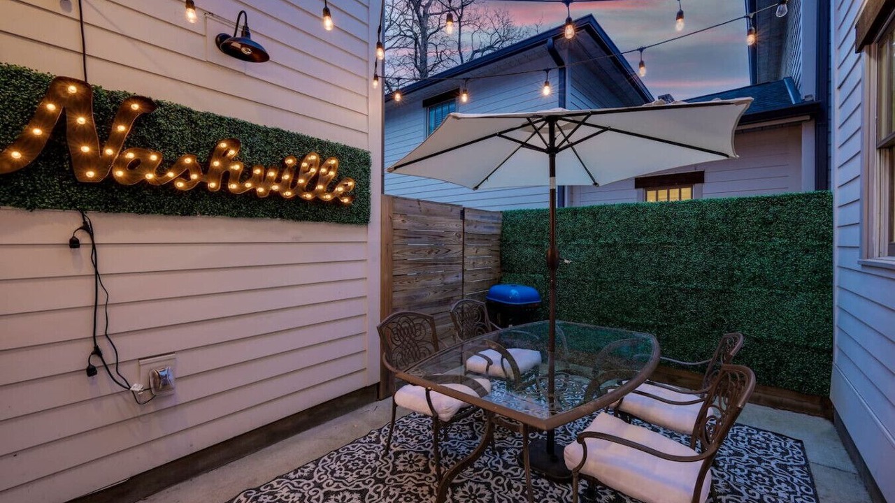 Photo of Outdoor in Historic Waverly