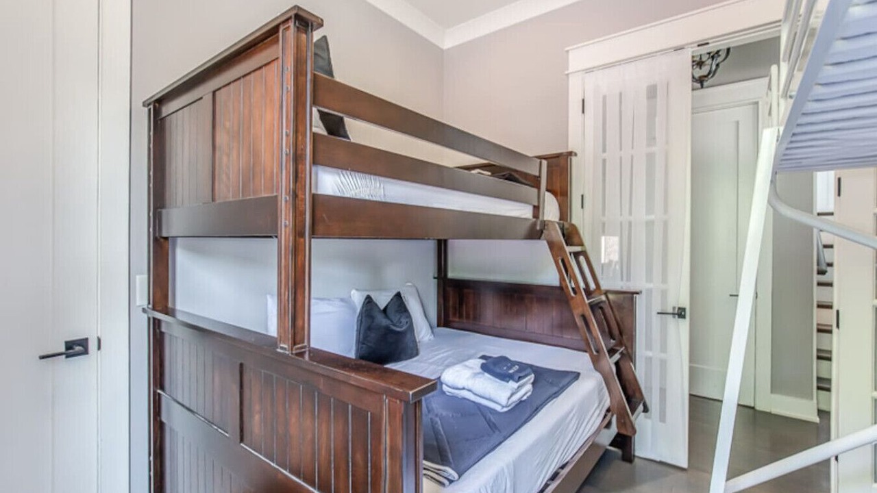 Photo of Bedroom in Historic Waverly