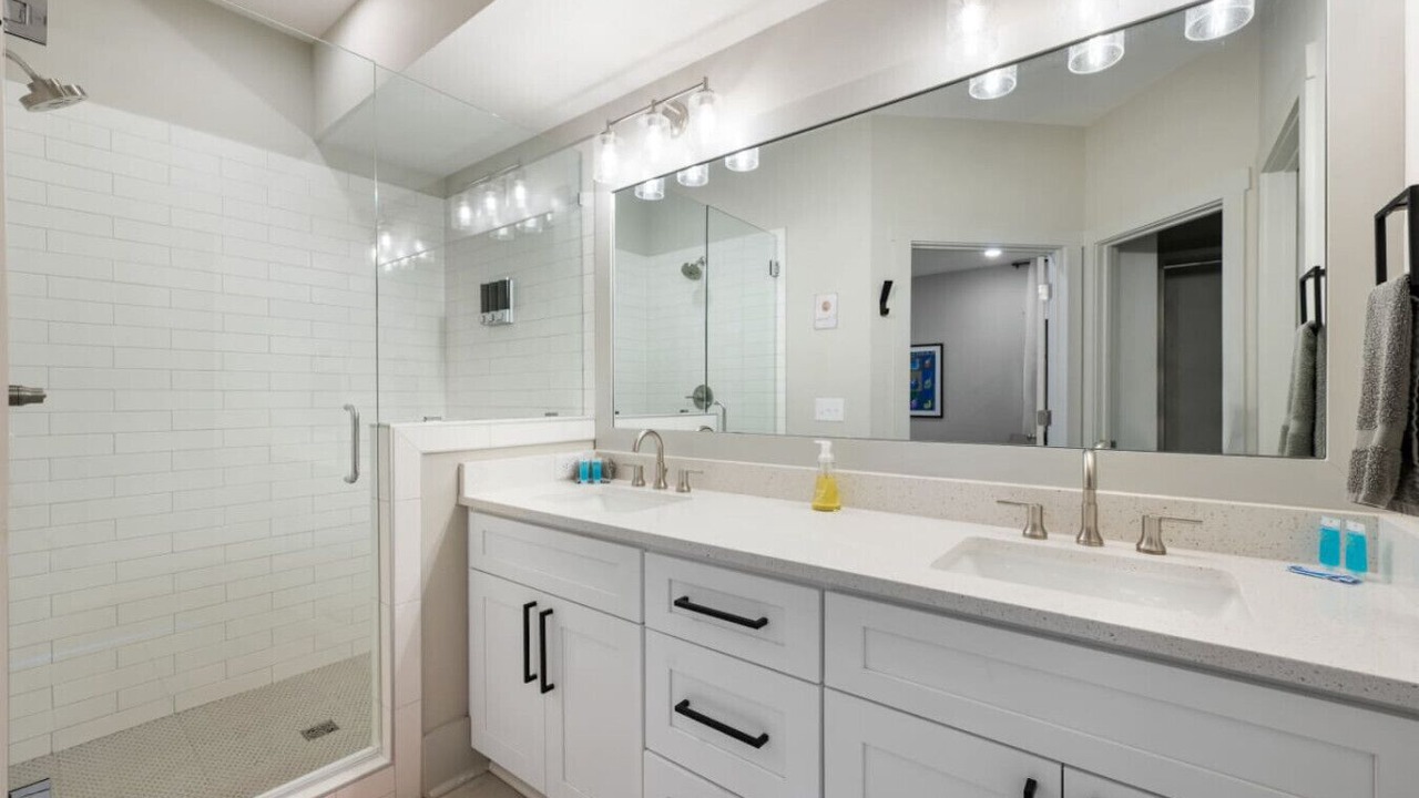 Photo of Bathroom in West End