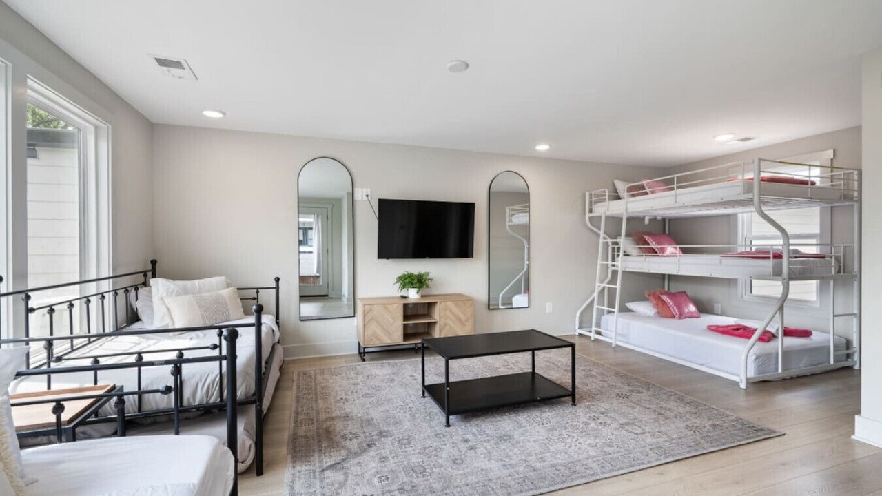 Photo of Bedroom in West End