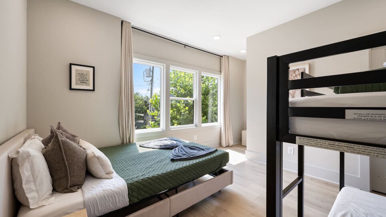 Photo of Bedroom in West End