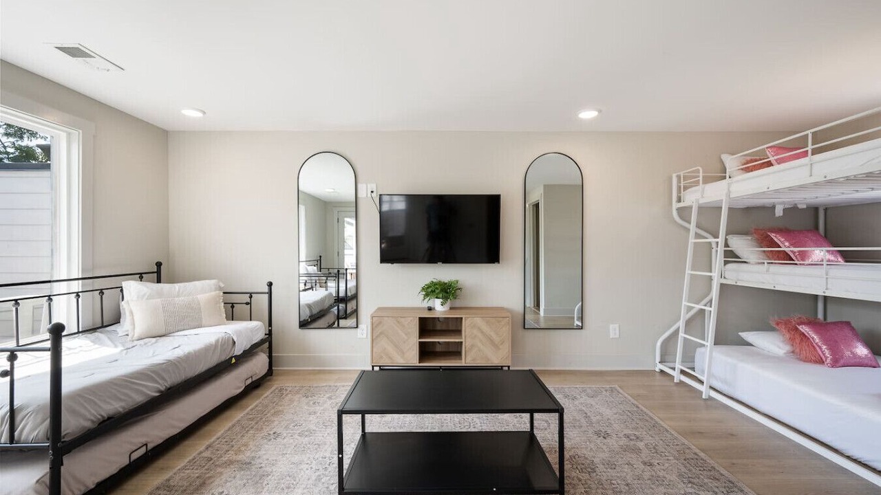 Photo of Bedroom in West End