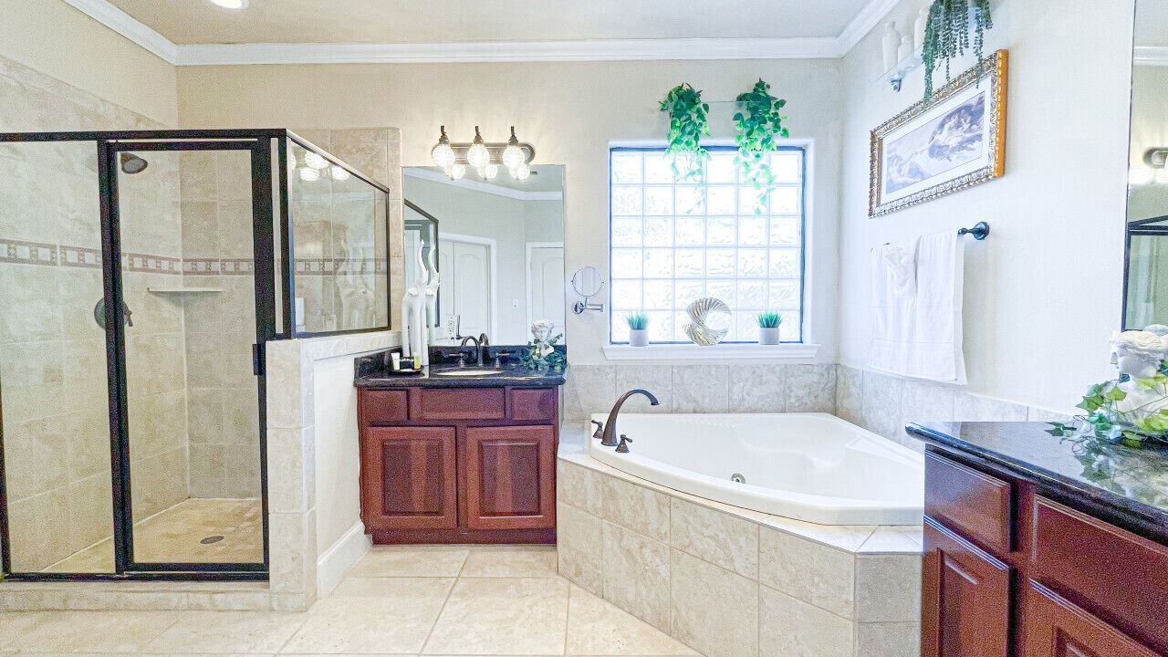 Photo of Bathroom in Coffeyville