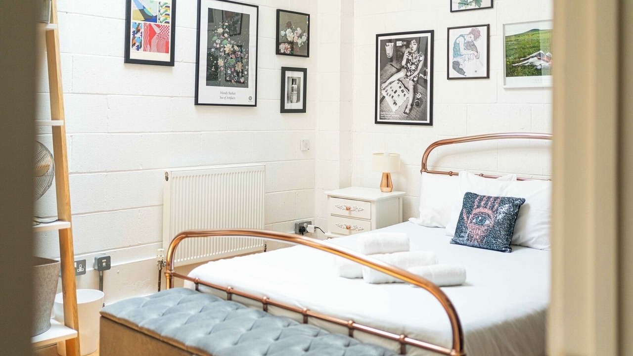 Photo of Bedroom in Hackney