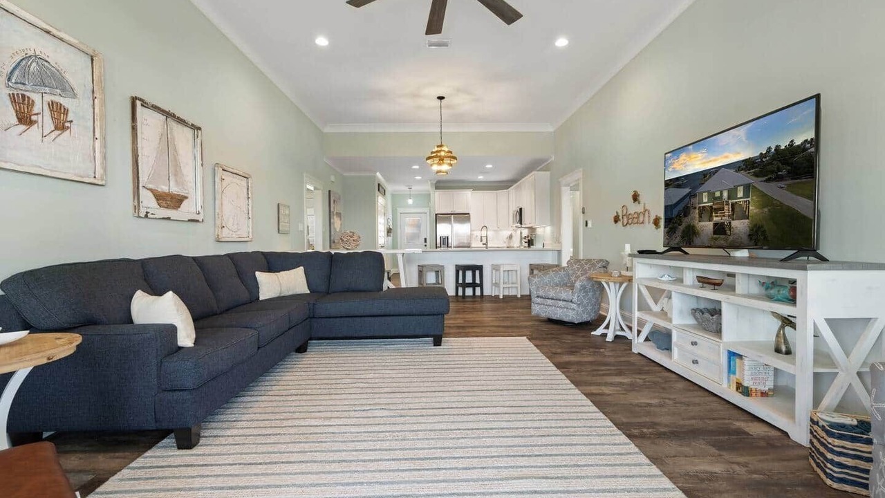 Photo of Livingroom in Fort Morgan Pines