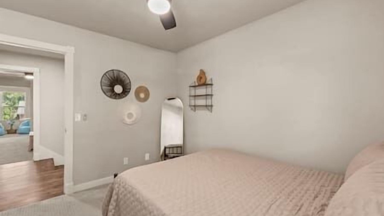Photo of Bedroom in Broken Arrow