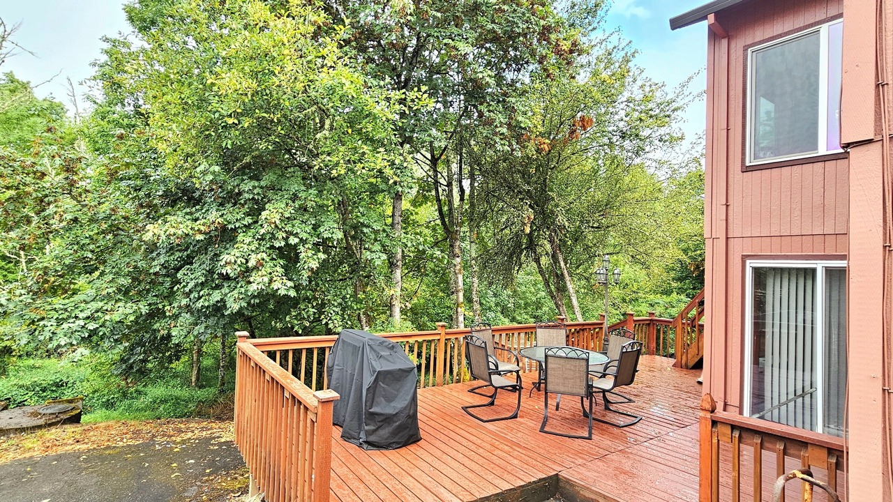 Photo of Outdoor in Orenco