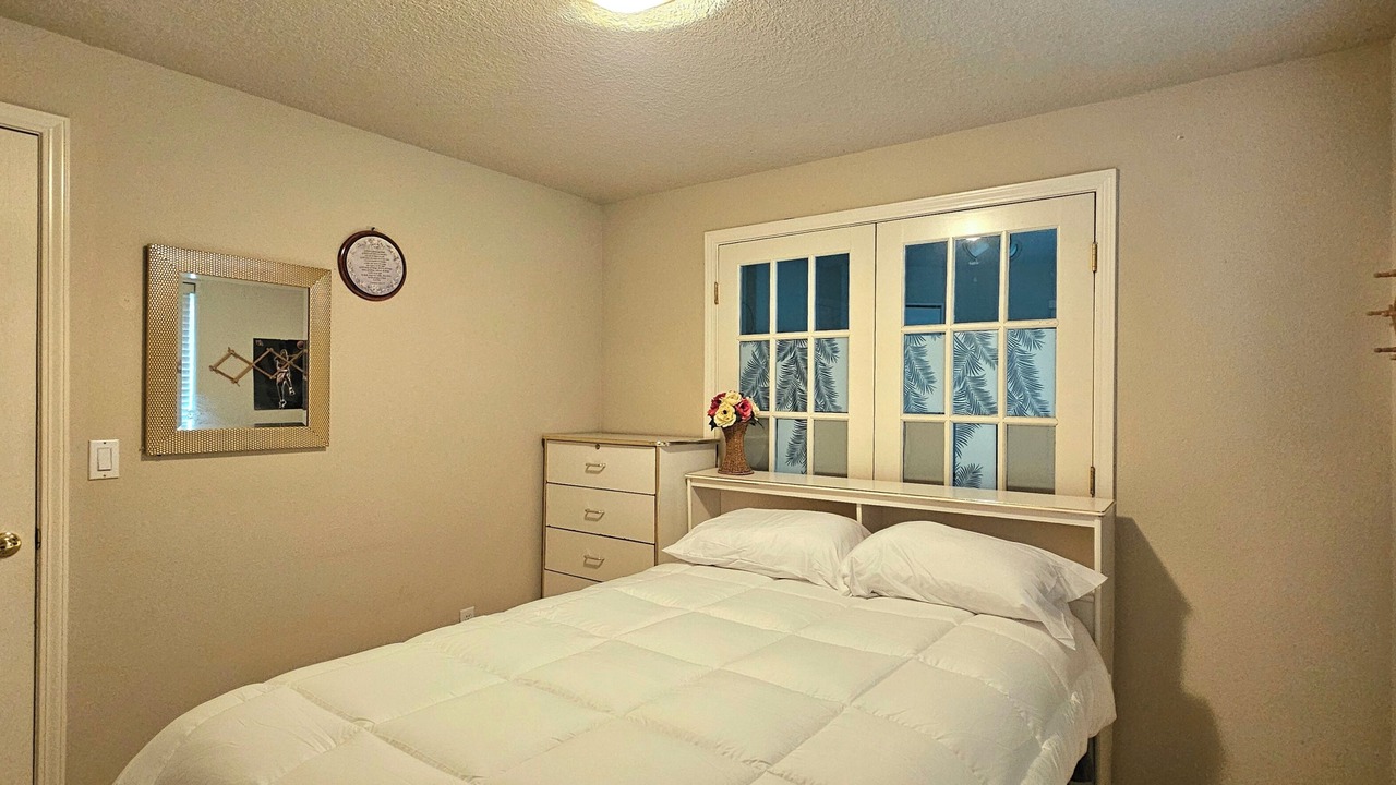 Photo of Bedroom in Orenco