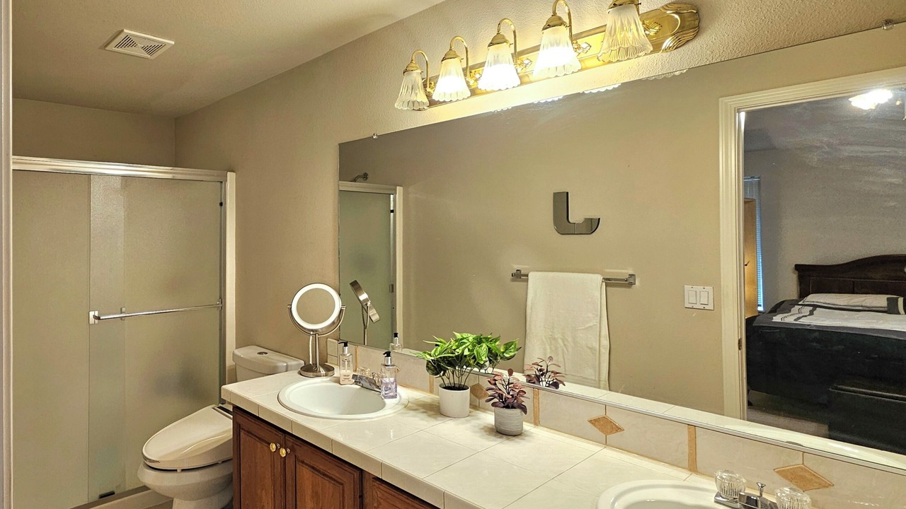 Photo of Bathroom in Orenco