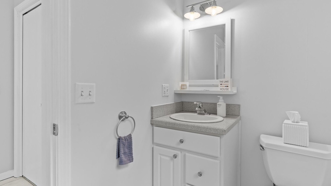 Photo of Bathroom in Auburn