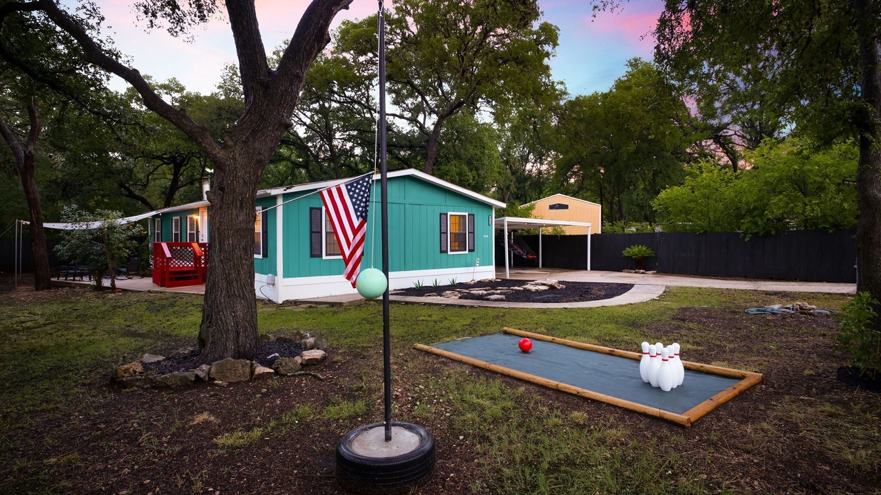 Photo of Outdoor in Far North Central