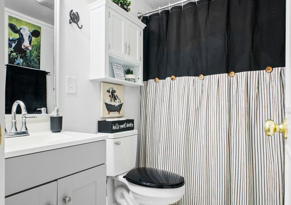 Photo of Bathroom in Far North Central