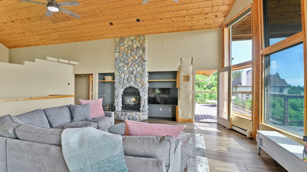 Photo of Livingroom in Palmer Lake