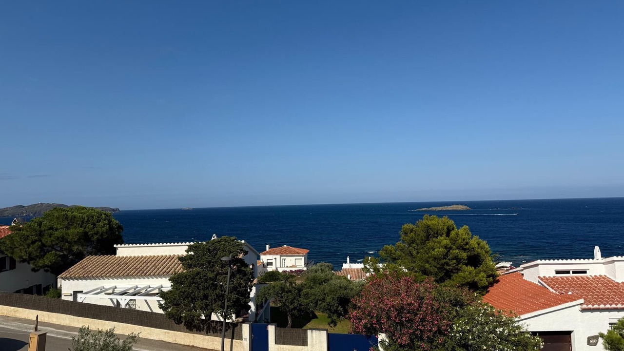 Photo of Others in Portlligat