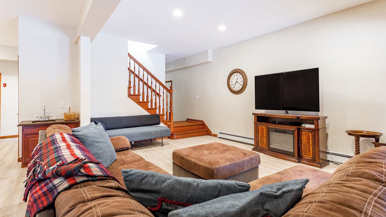 Photo of Livingroom in Tannersville